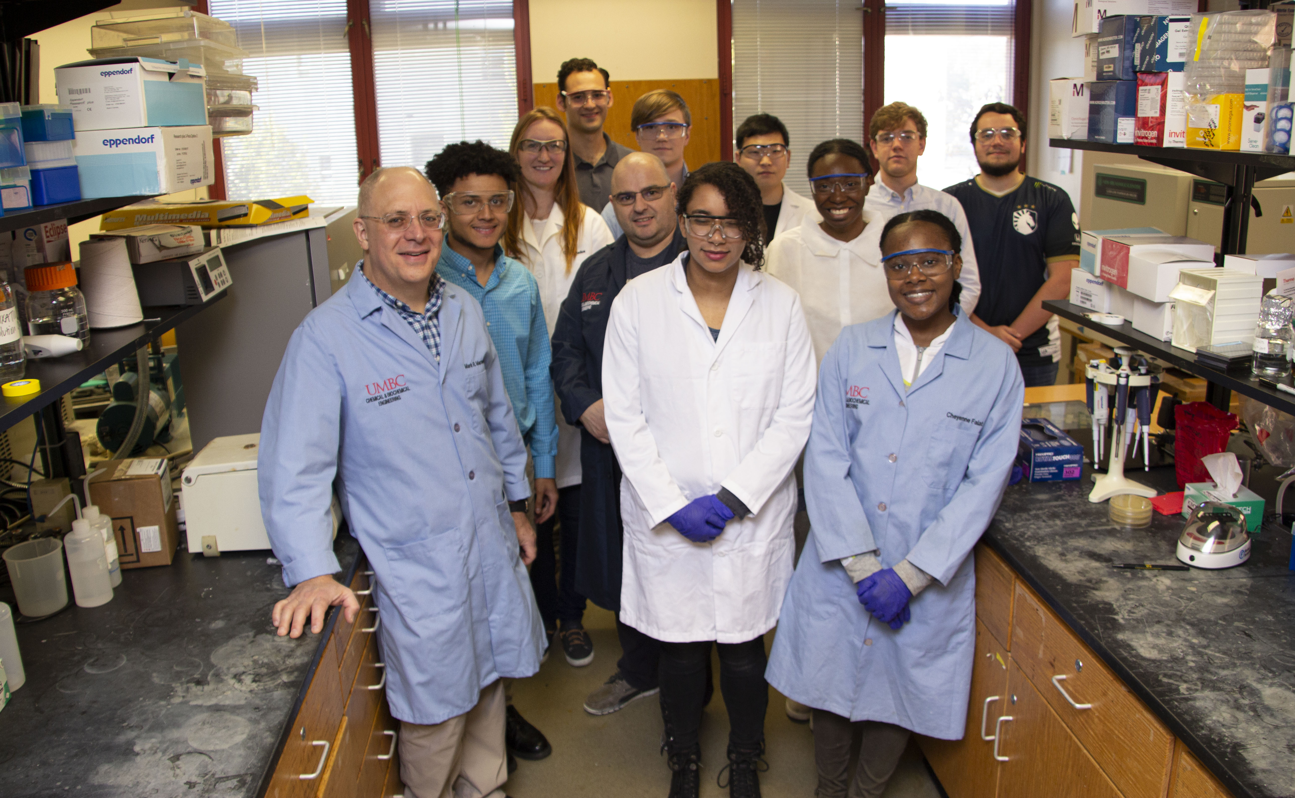 Research team led by UMBC’s Mark Marten studies how fungal cells respond to stress, repair broken cell walls